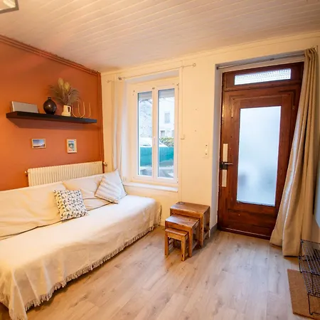Holiday home La Fontaine Des Volcans